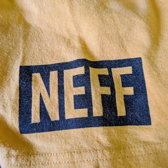 Disney x Neff Mickey Mouse Graphic T-Shirt – Mustard Yellow – Size M - Picture 4 of 5